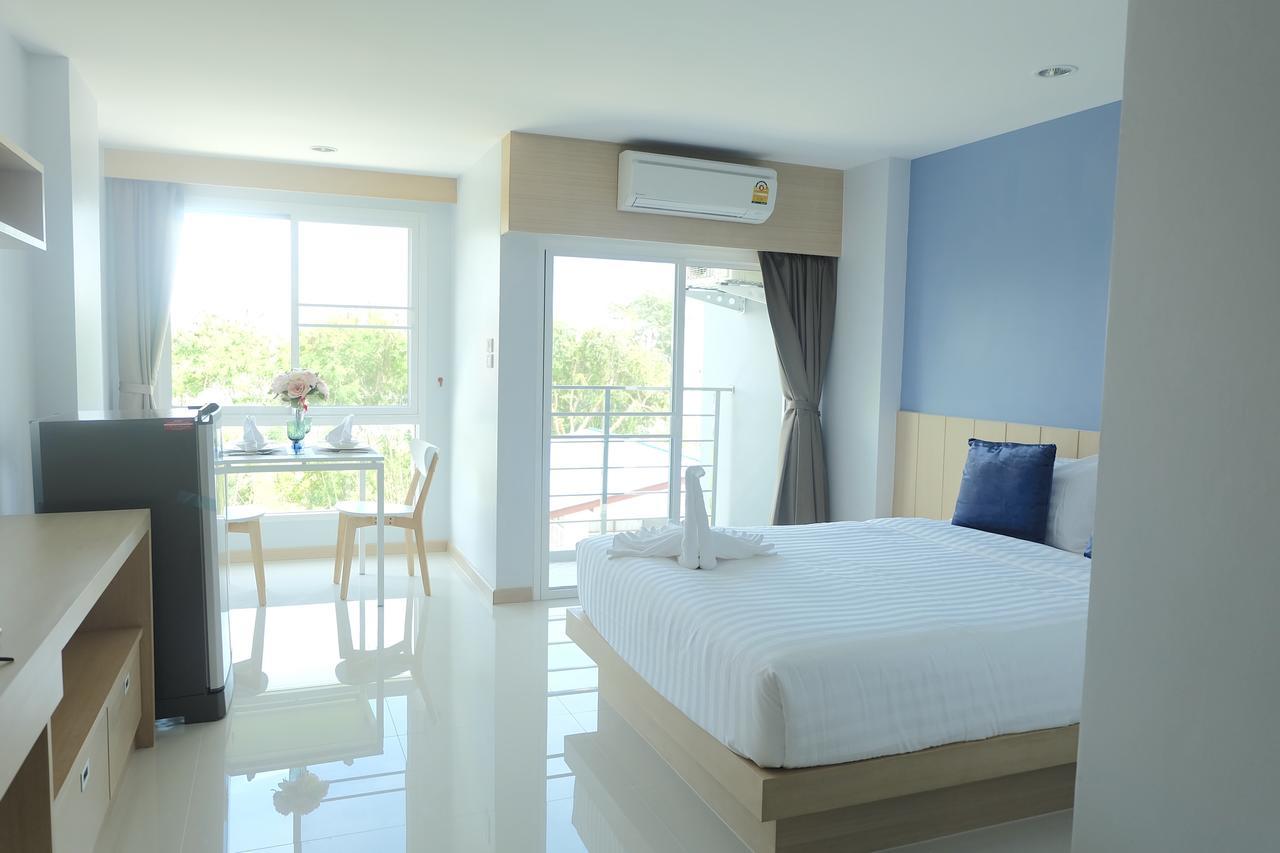 Charisma Residence Rayong Bagian luar foto