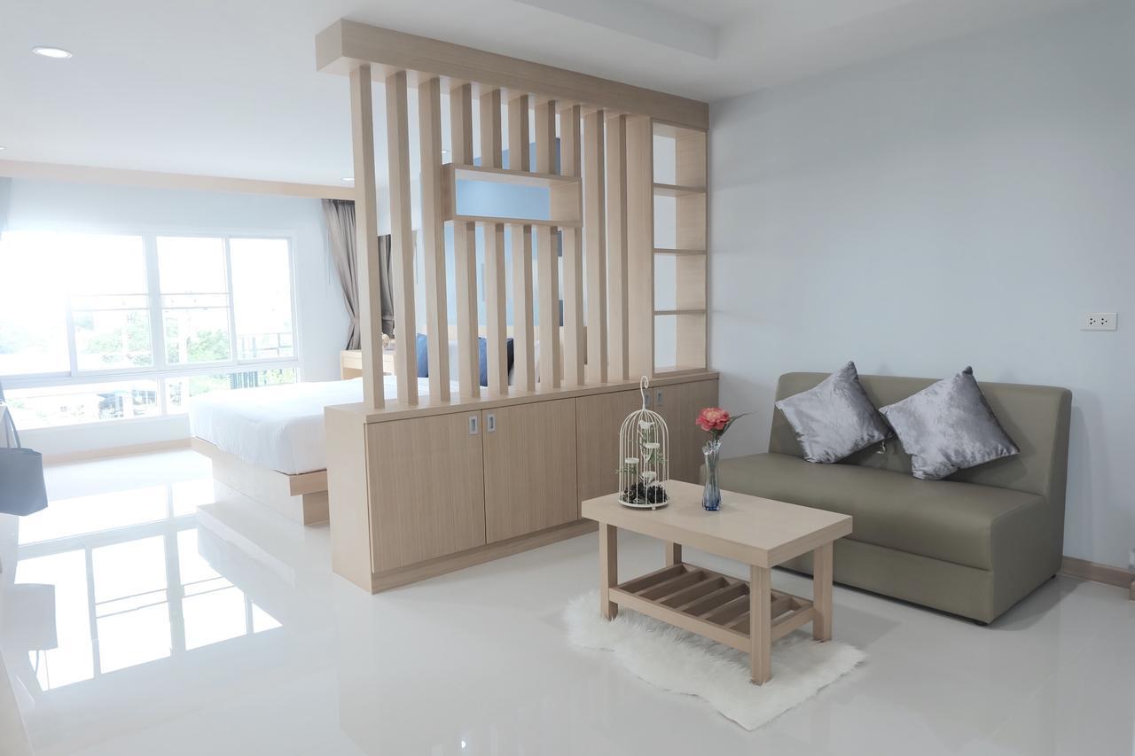 Charisma Residence Rayong Bagian luar foto