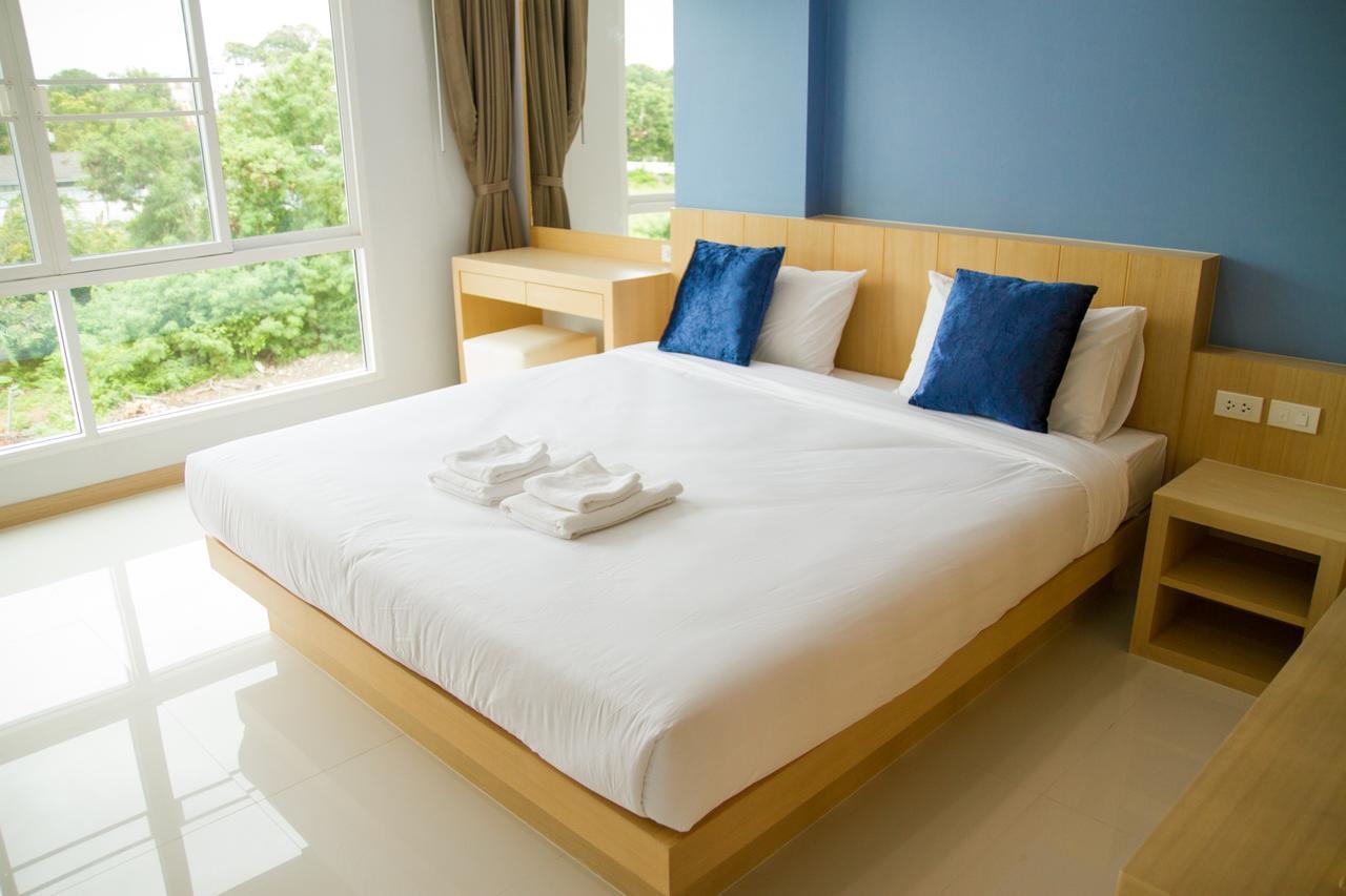 Charisma Residence Rayong Bagian luar foto