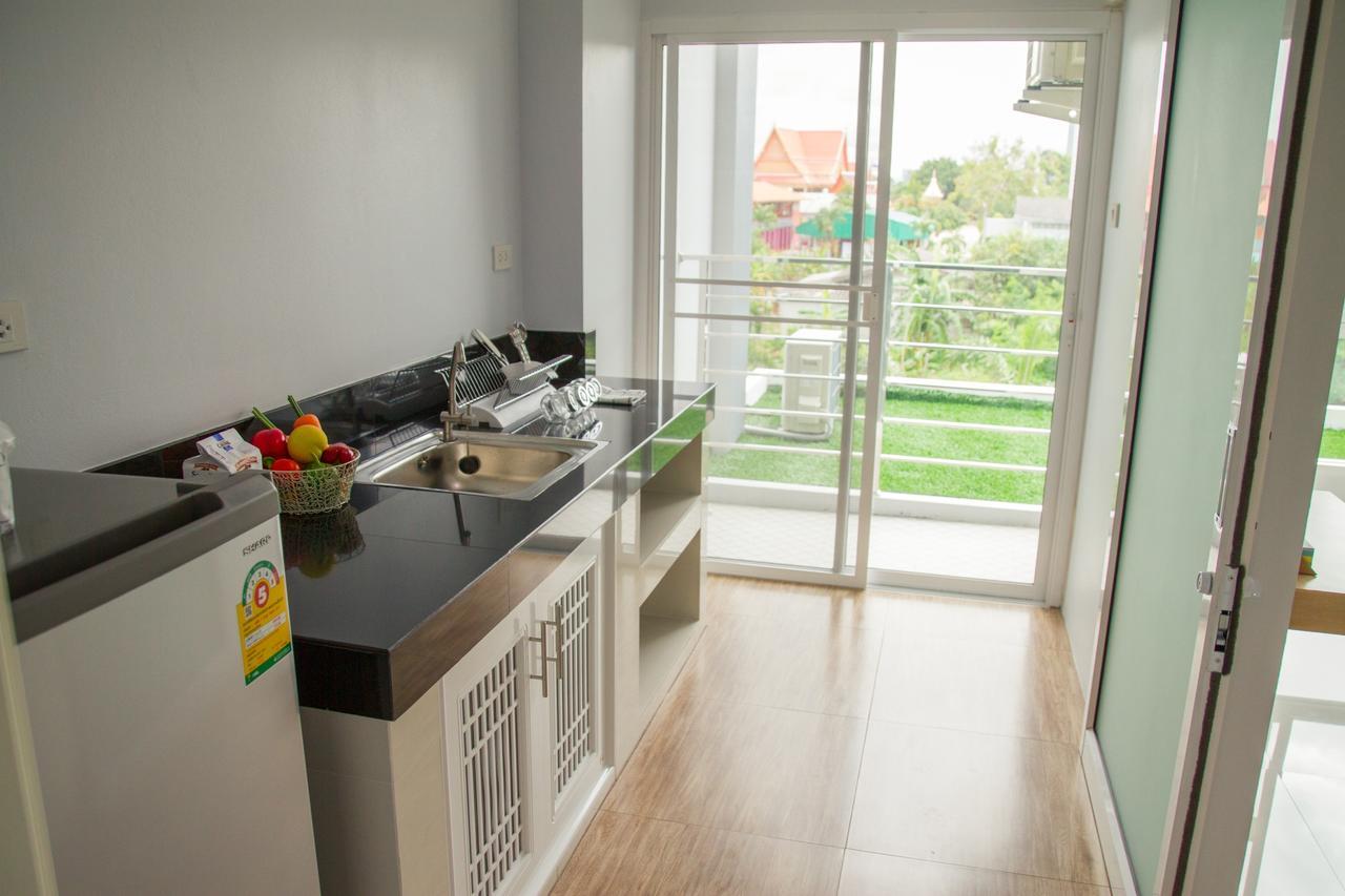 Charisma Residence Rayong Bagian luar foto