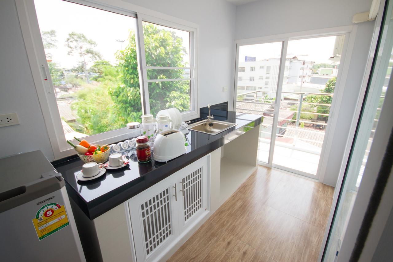 Charisma Residence Rayong Bagian luar foto