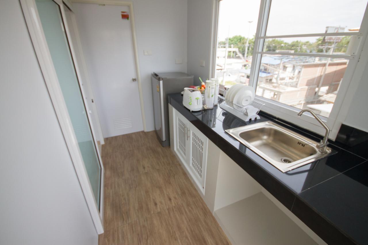 Charisma Residence Rayong Bagian luar foto